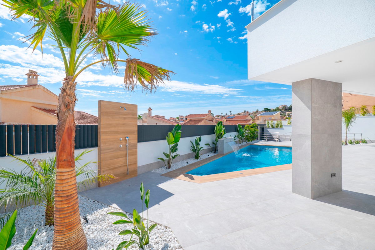 House – Detached Villa in Rojales
