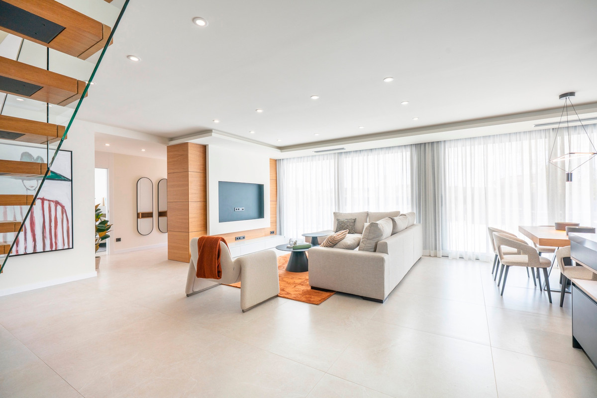 House – Detached Villa in Rojales
