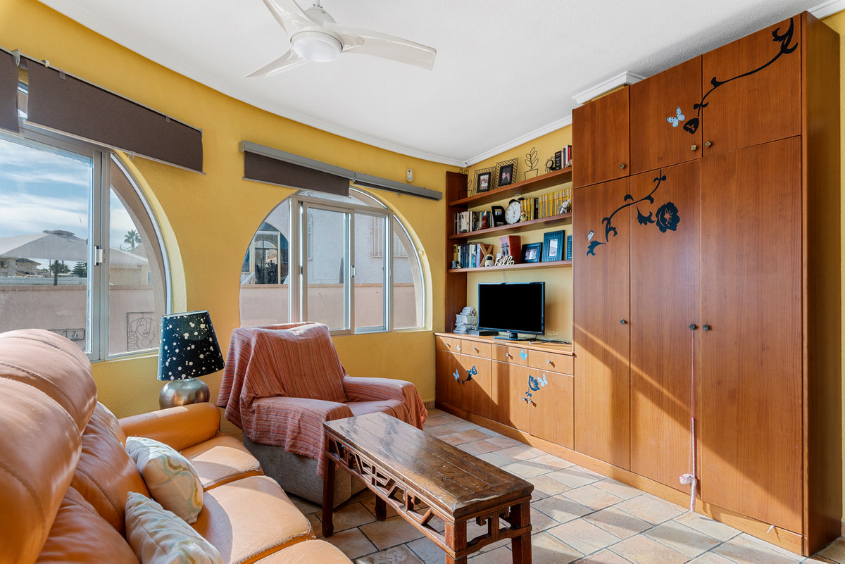 House – Detached Villa in Rojales