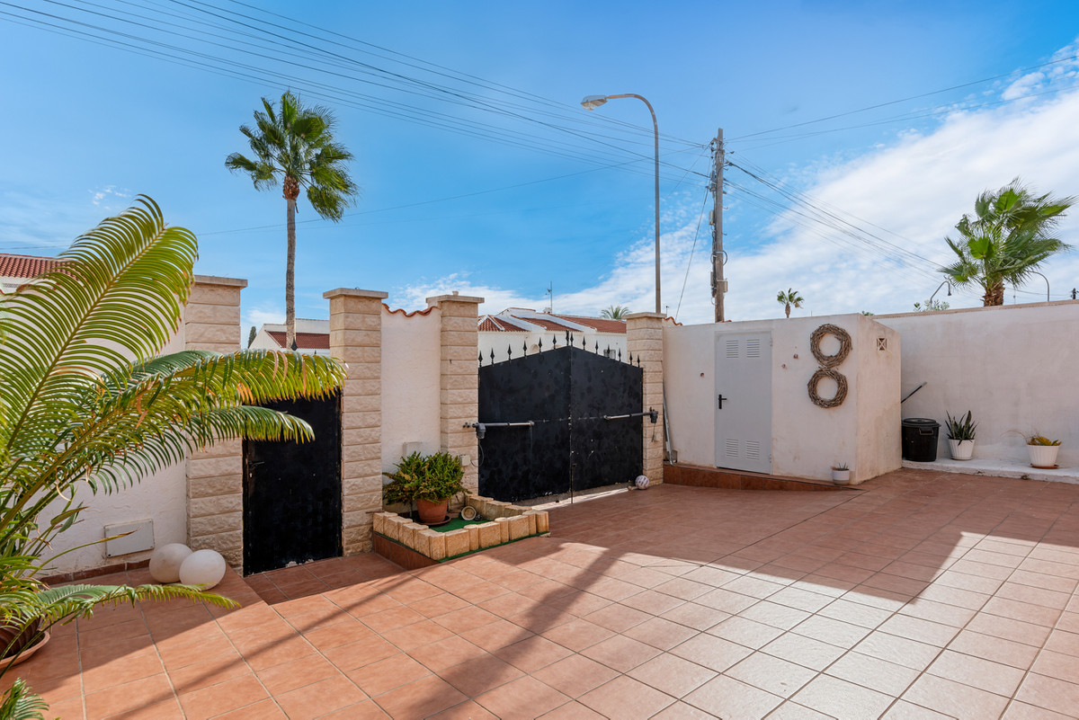 House – Detached Villa in Rojales
