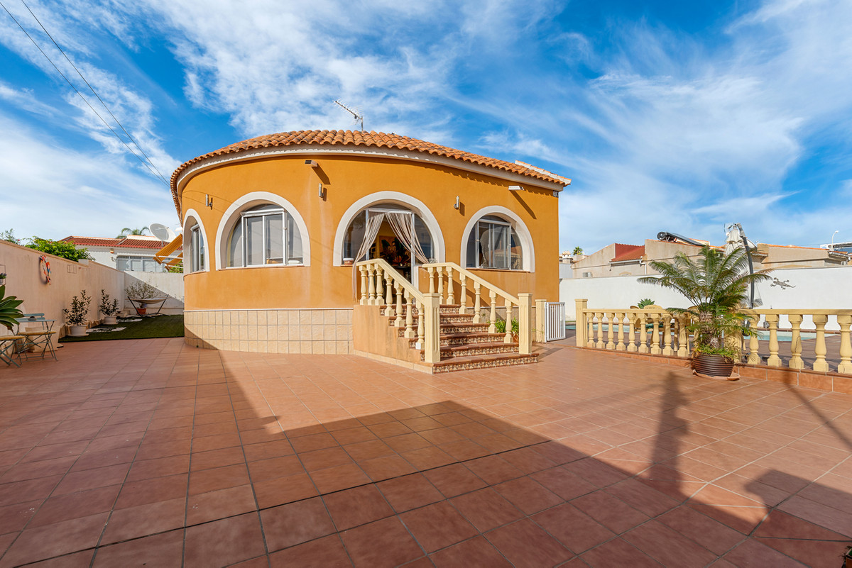 House – Detached Villa in Rojales
