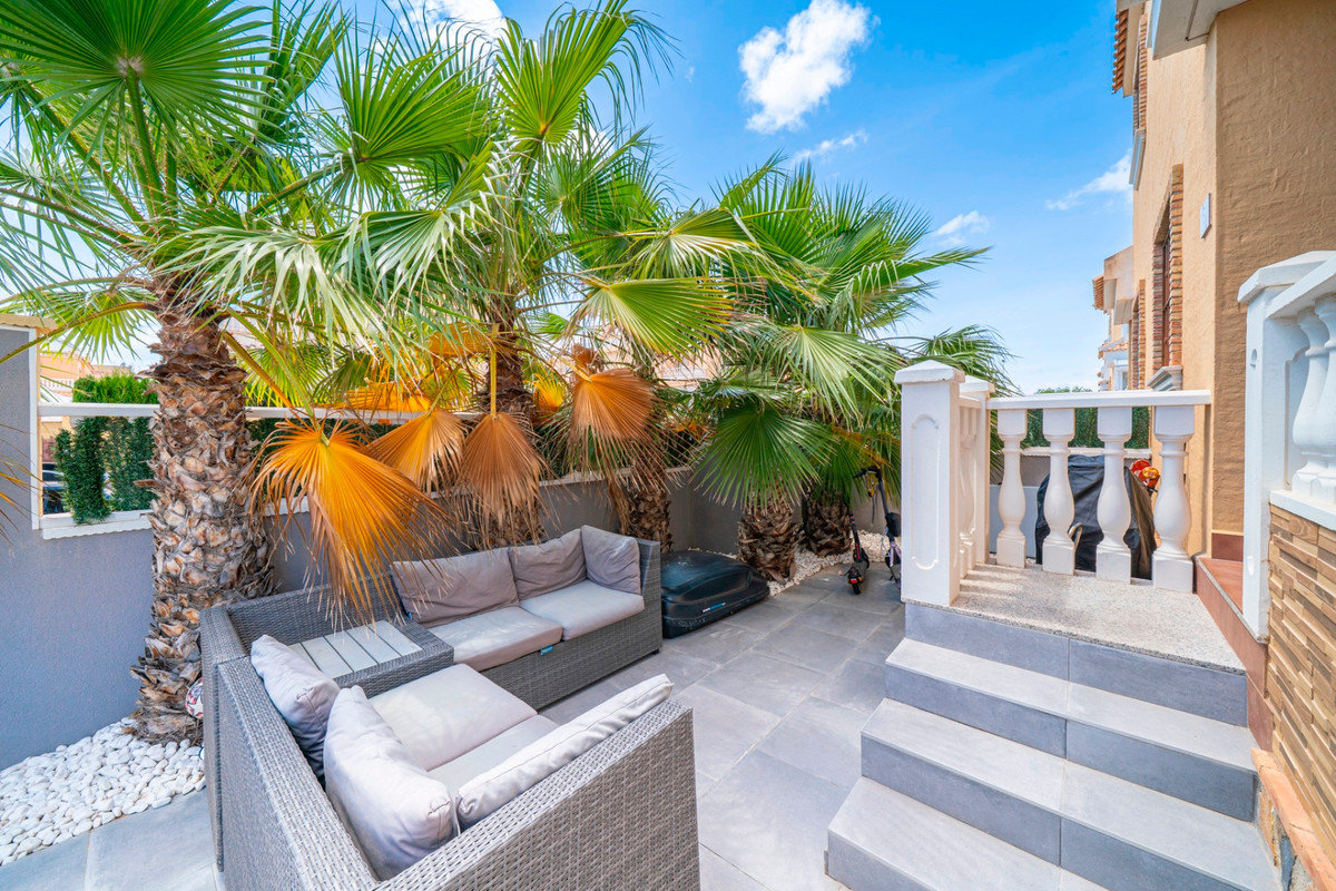 ShowFeedImage House – Quad in Rojales
