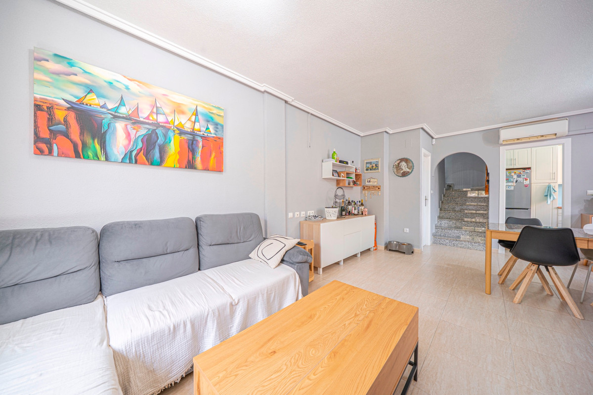 ShowFeedImage House – Quad in Rojales