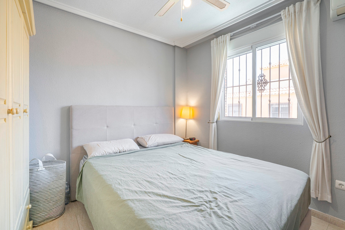 ShowFeedImage House – Quad in Rojales
