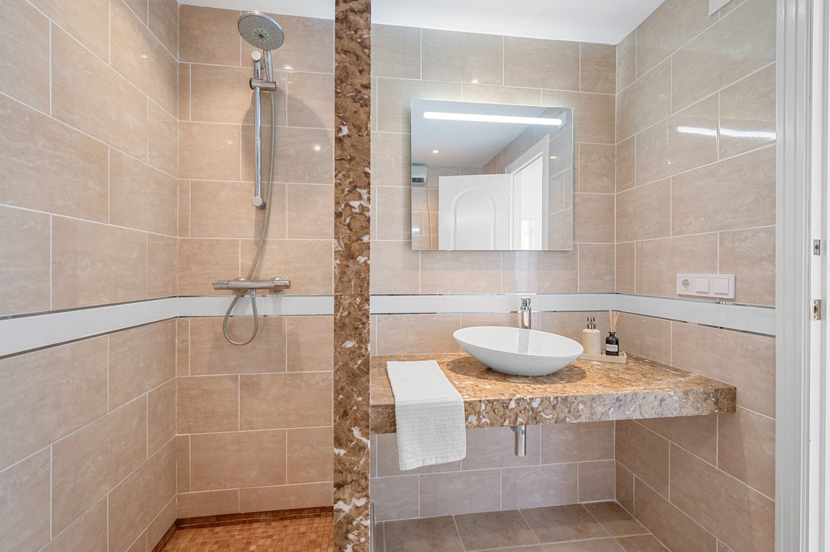 ShowFeedImage House – Semi-Detached House in Rojales