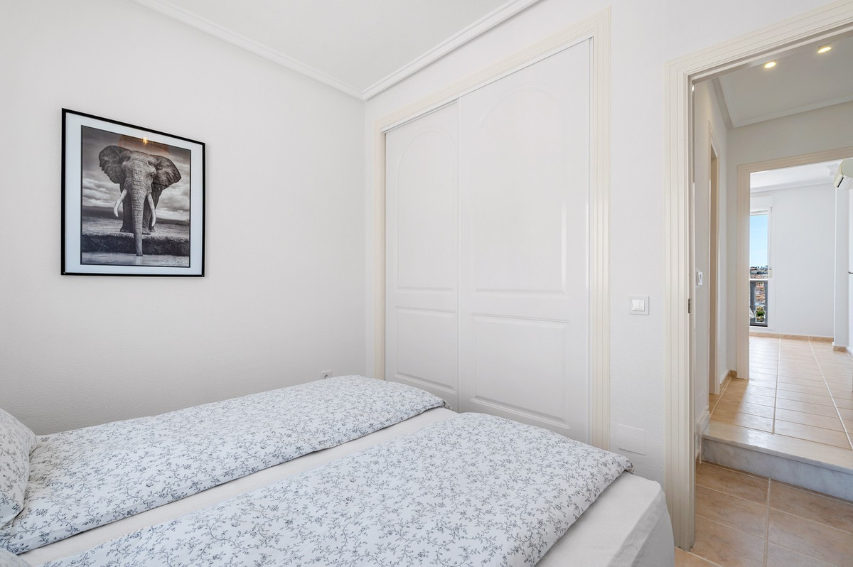 ShowFeedImage House – Semi-Detached House in Rojales