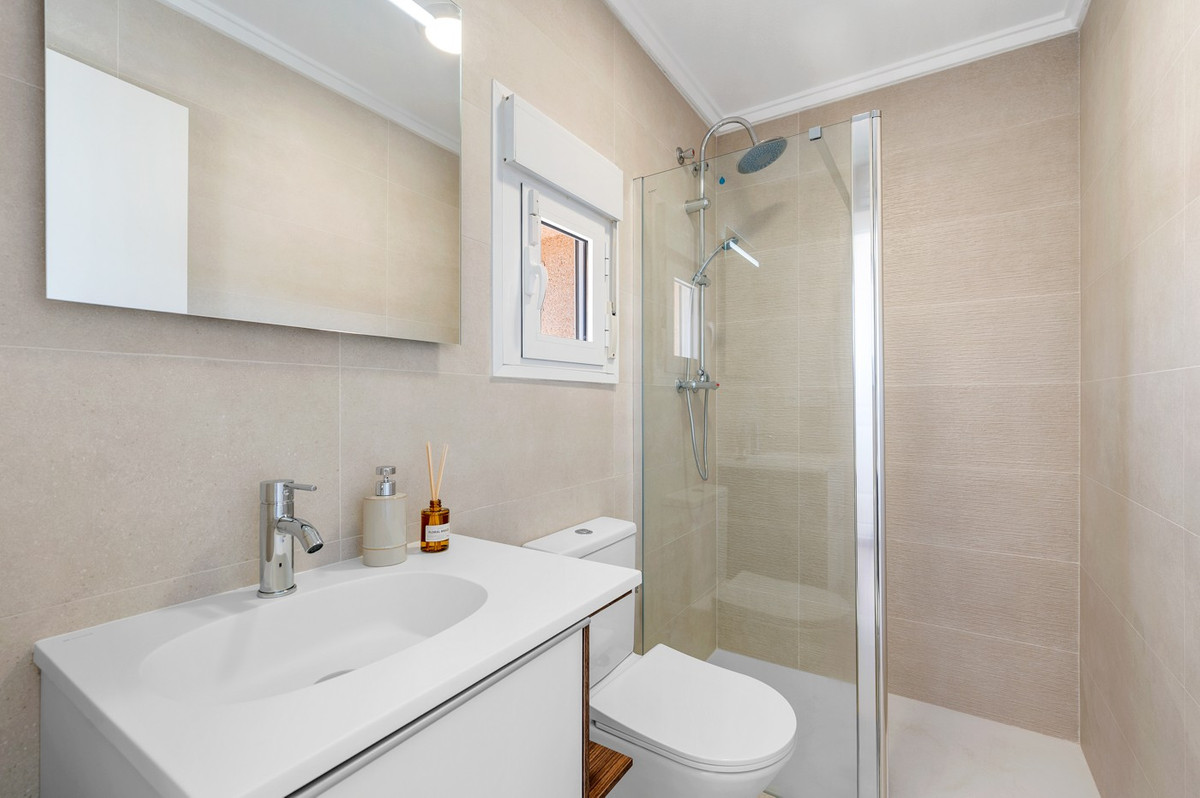 ShowFeedImage House – Semi-Detached House in Rojales