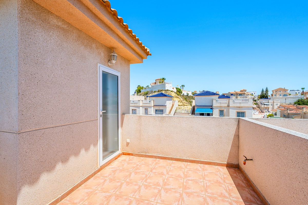 ShowFeedImage House – Semi-Detached House in Rojales