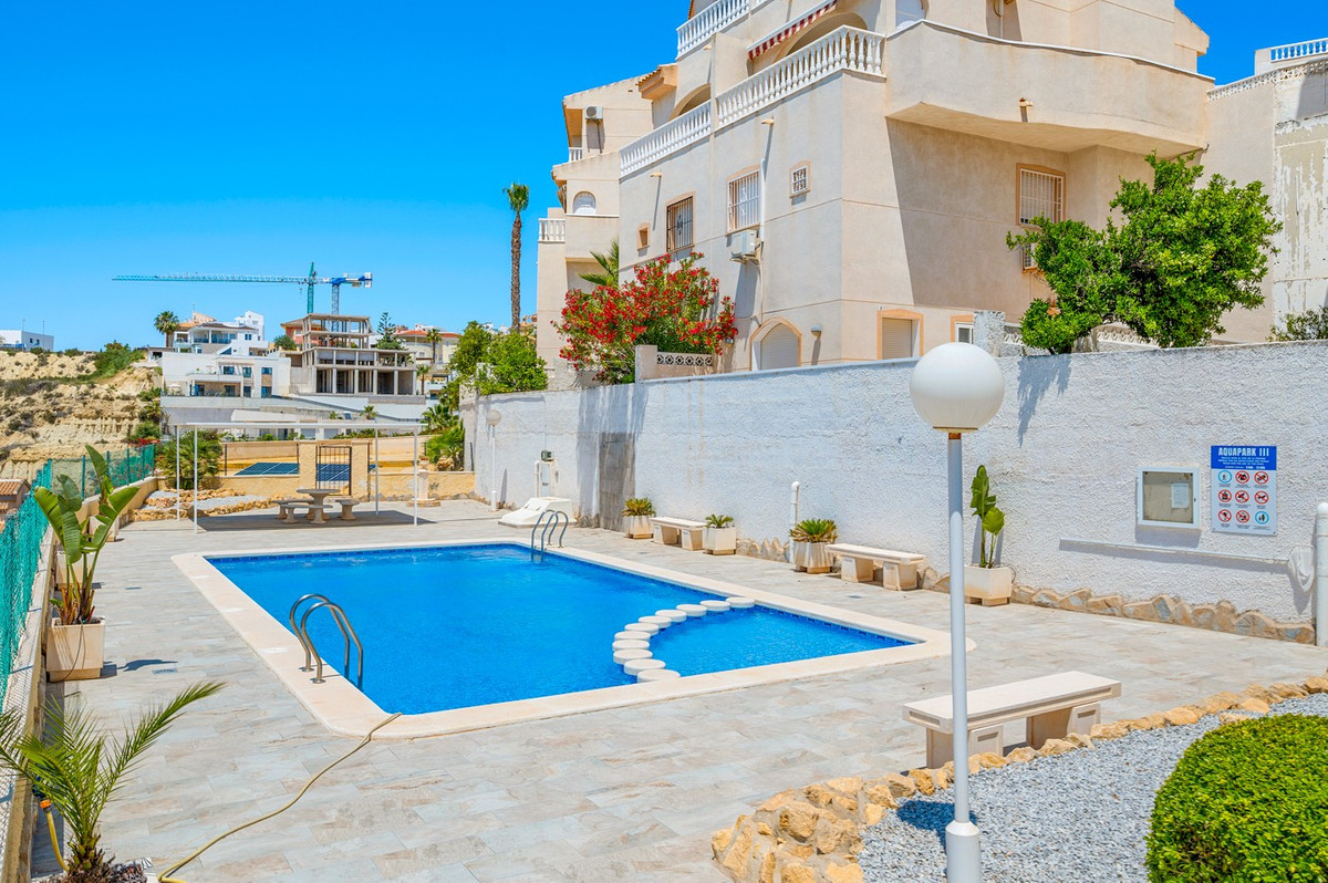 ShowFeedImage House – Semi-Detached House in Rojales