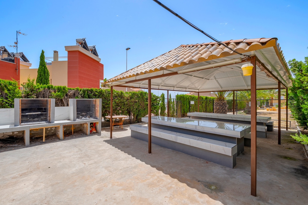 ShowFeedImage Apartment – Top Floor Apartment in Torrevieja