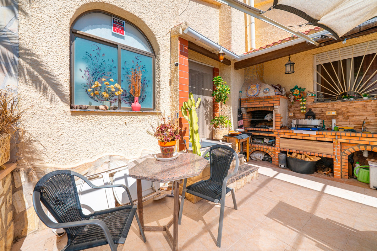 ShowFeedImage House – Detached Villa in Rojales