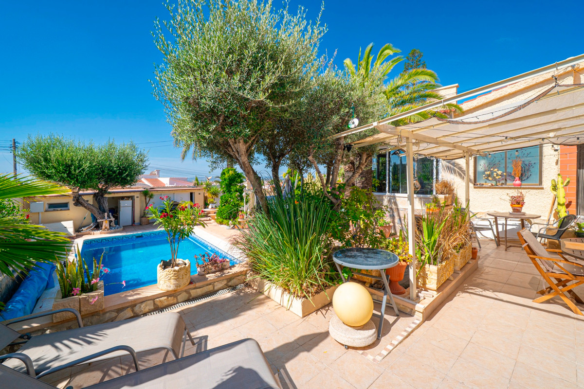 ShowFeedImage House – Detached Villa in Rojales