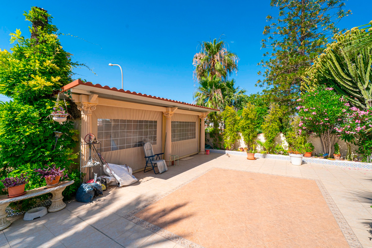 ShowFeedImage House – Detached Villa in Rojales
