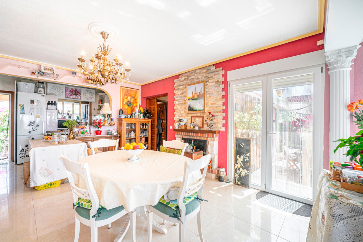 ShowFeedImage House – Detached Villa in Rojales