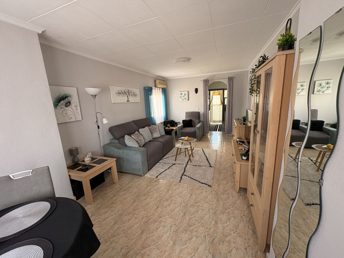 House – Detached Villa in San Fulgencio