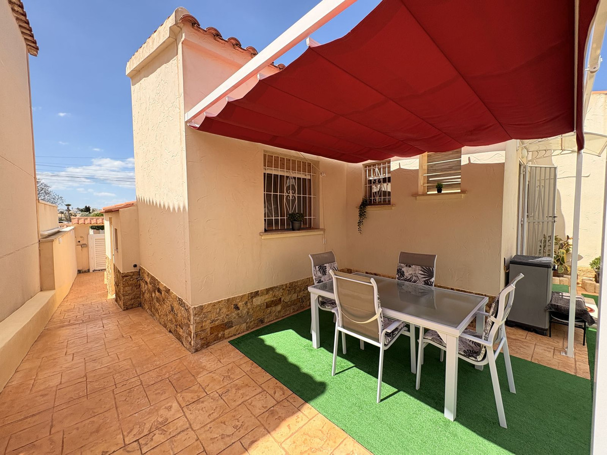 House – Detached Villa in San Fulgencio