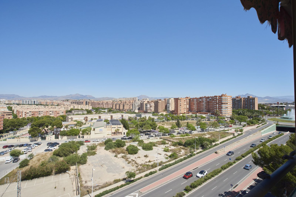 ShowFeedImage Apartment – Middle Floor Apartment in Alicante