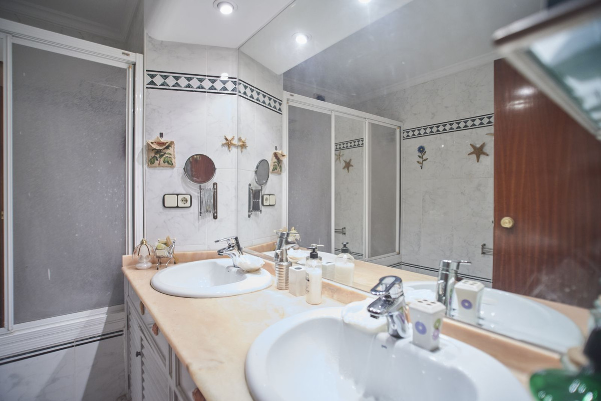 ShowFeedImage Apartment – Middle Floor Apartment in Alicante