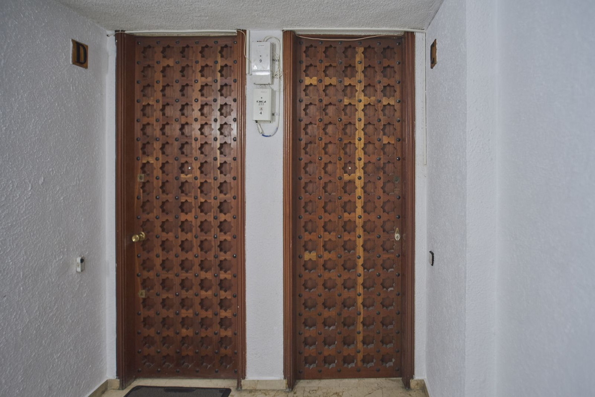 ShowFeedImage Apartment – Middle Floor Apartment in Alicante
