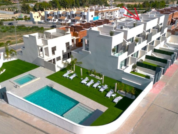House – Townhouse in Cox