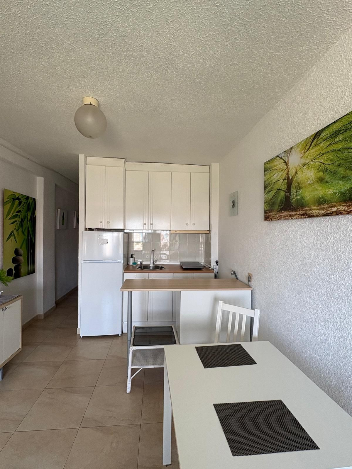 Apartment – Middle Floor Apartment in Torrevieja