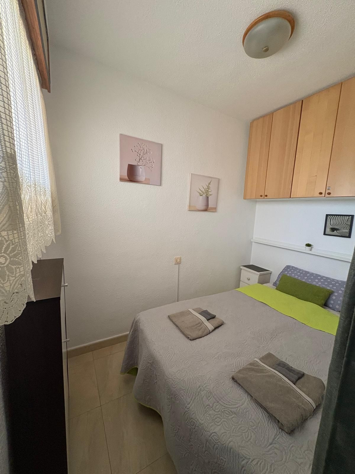 Apartment – Middle Floor Apartment in Torrevieja