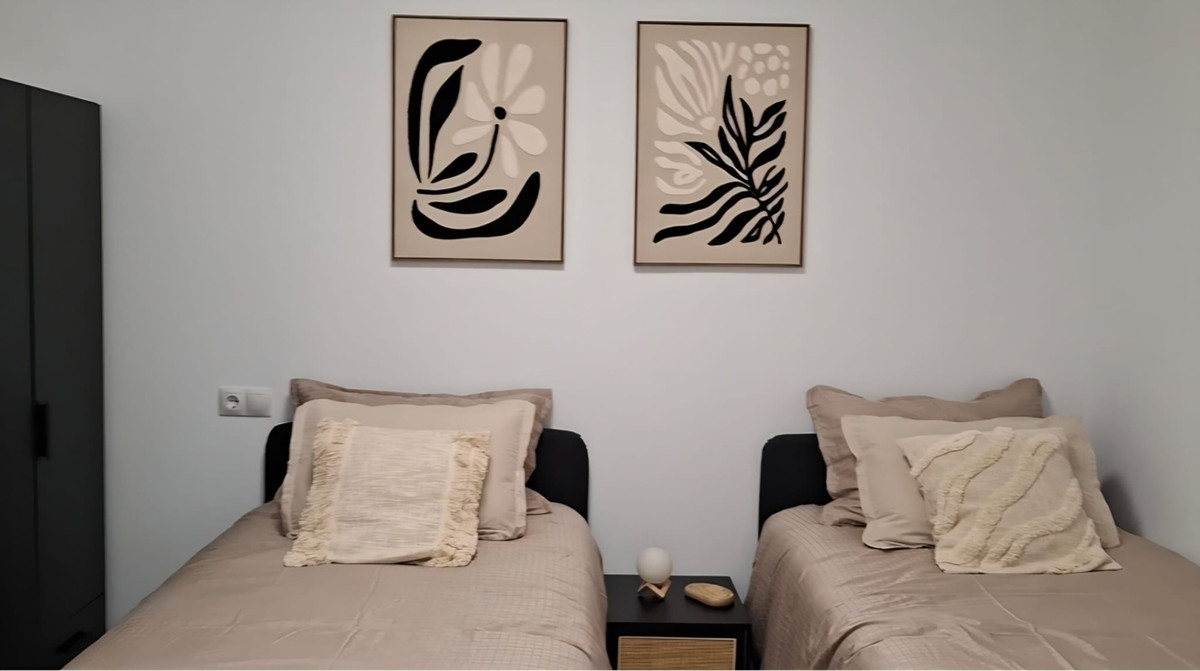 Apartment – Middle Floor Apartment in Torrevieja