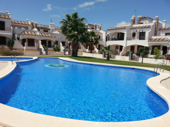 House – Townhouse in Orihuela