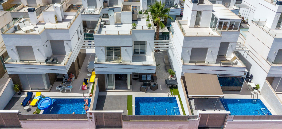 House – Detached Villa in Rojales