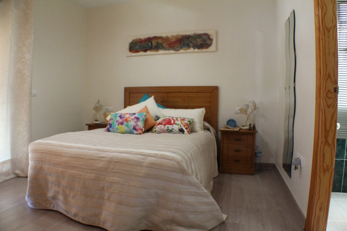 ShowFeedImage House – Detached Villa in La Nucia