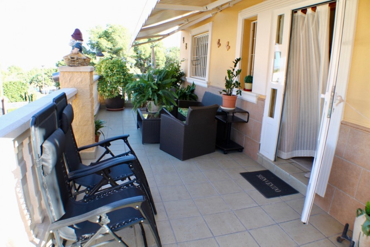 ShowFeedImage House – Detached Villa in La Nucia
