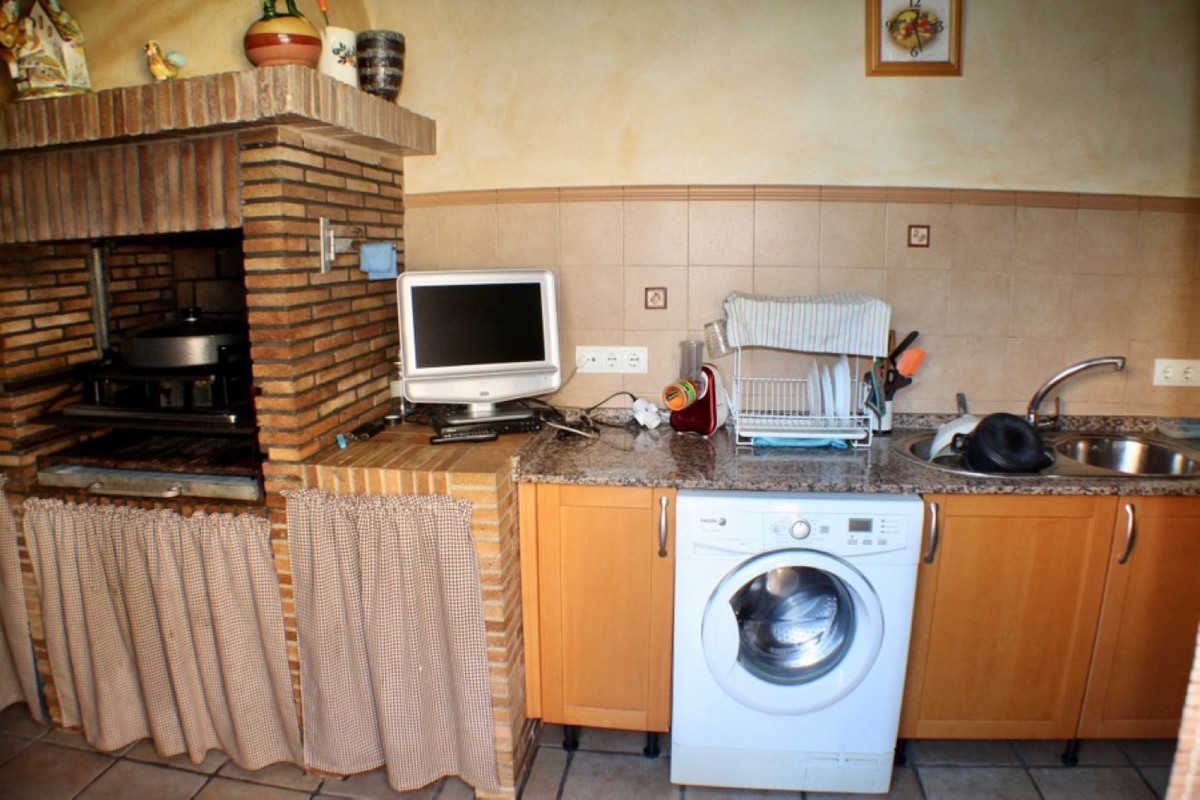 ShowFeedImage House – Detached Villa in La Nucia