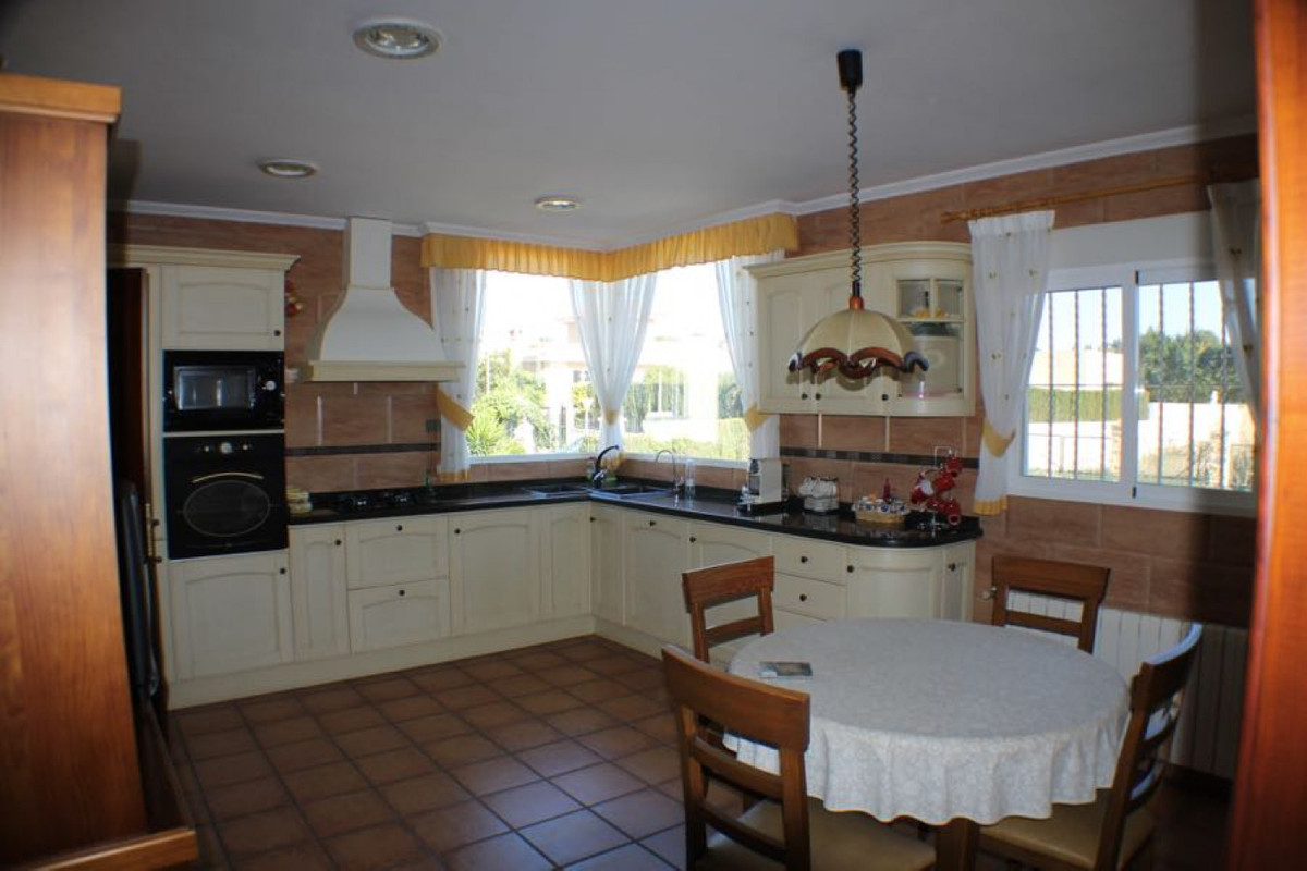 House – Detached Villa in L'Alfás del Pi