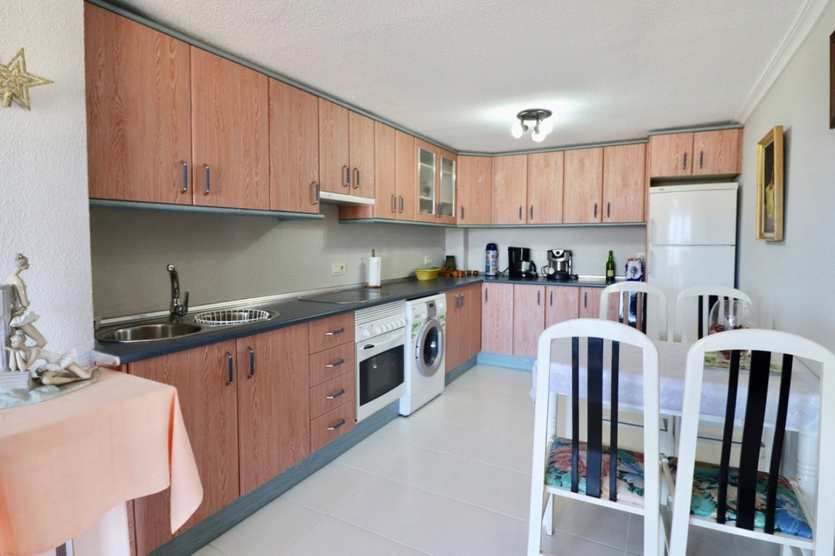 ShowFeedImage House – Detached Villa in Benidorm