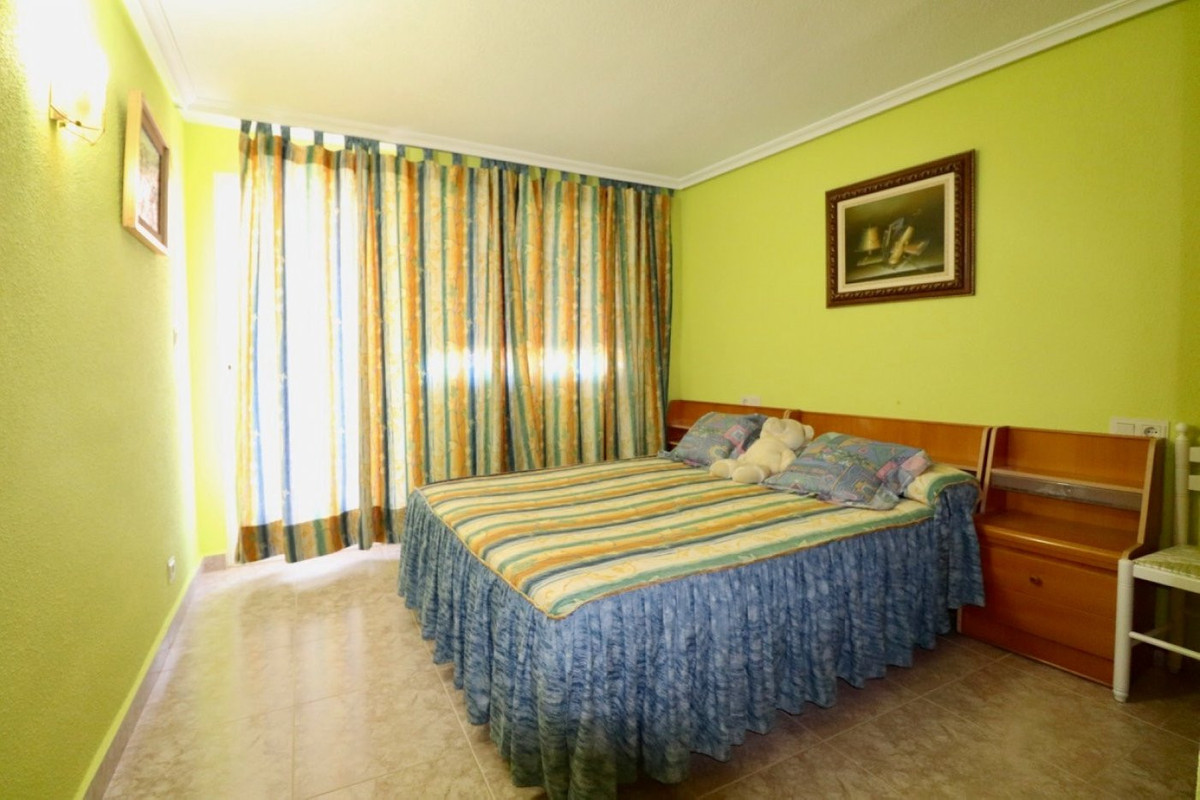 ShowFeedImage House – Detached Villa in Benidorm