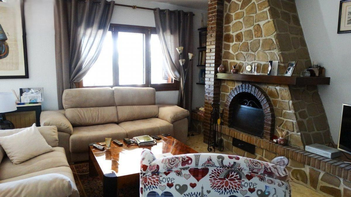 ShowFeedImage House – Detached Villa in Benidorm