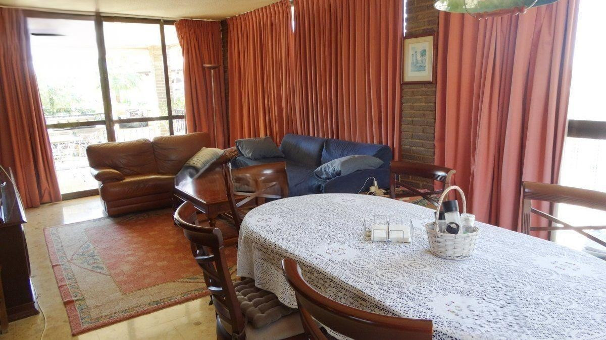 ShowFeedImage House – Detached Villa in Benidorm