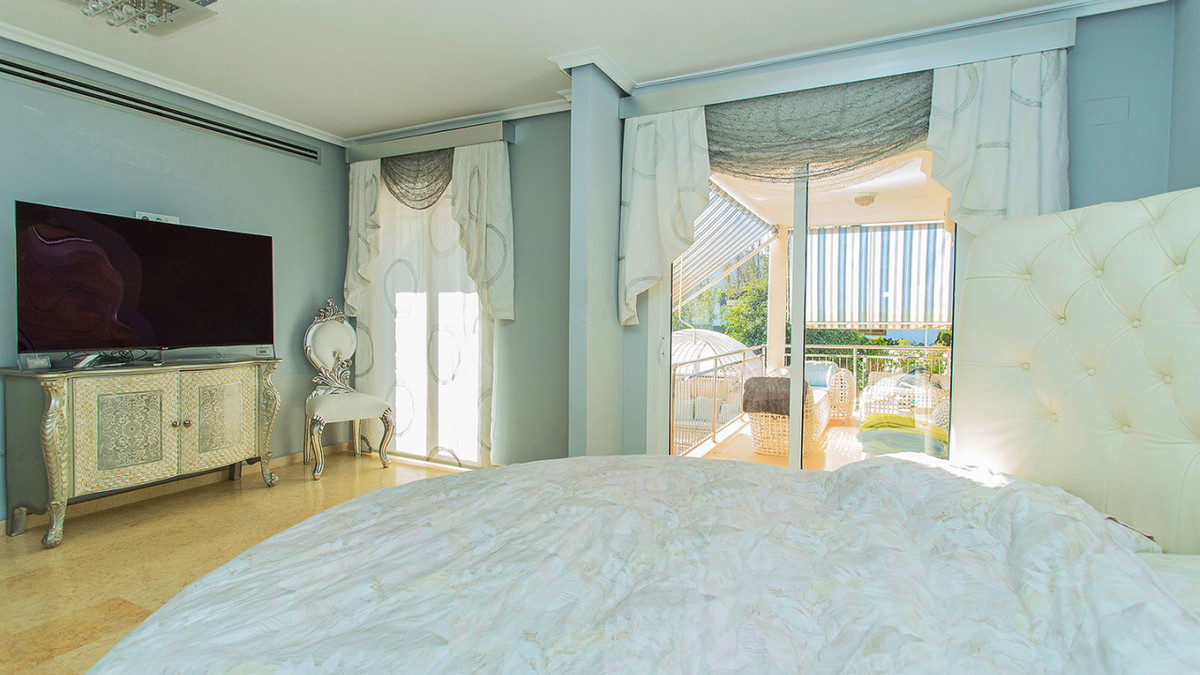 House – Detached Villa in Torrevieja