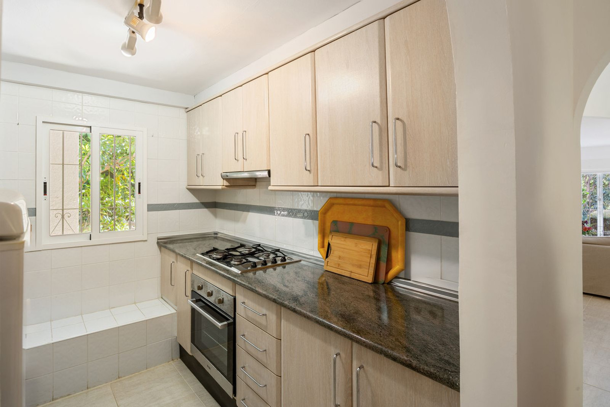 ShowFeedImage House – Detached Villa in Altea