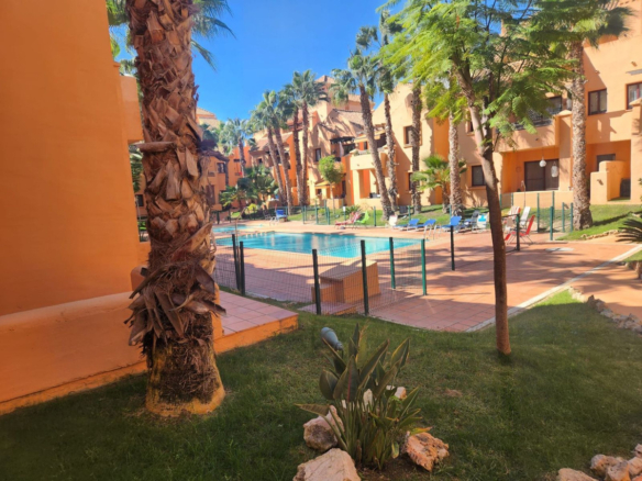 Apartment – Middle Floor Apartment in Los Alcazares