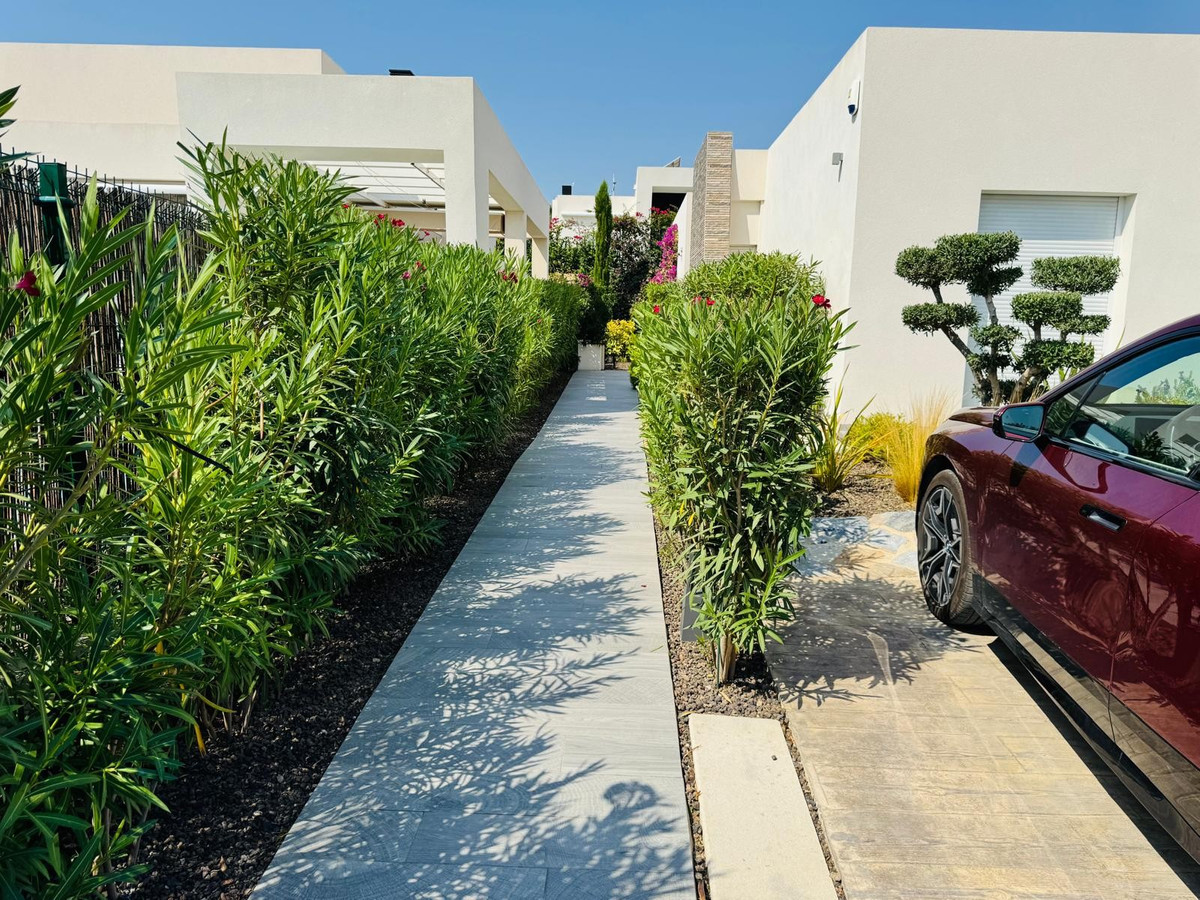 ShowFeedImage House – Detached Villa in Algorfa