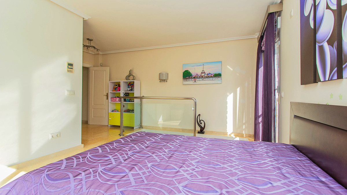 House – Detached Villa in Torrevieja