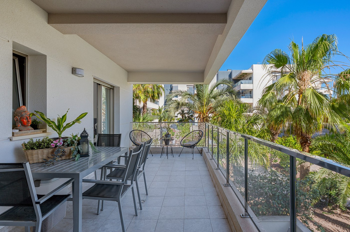 ShowFeedImage Apartment – Middle Floor Apartment in Orihuela