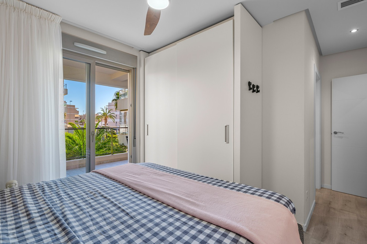 ShowFeedImage Apartment – Middle Floor Apartment in Orihuela