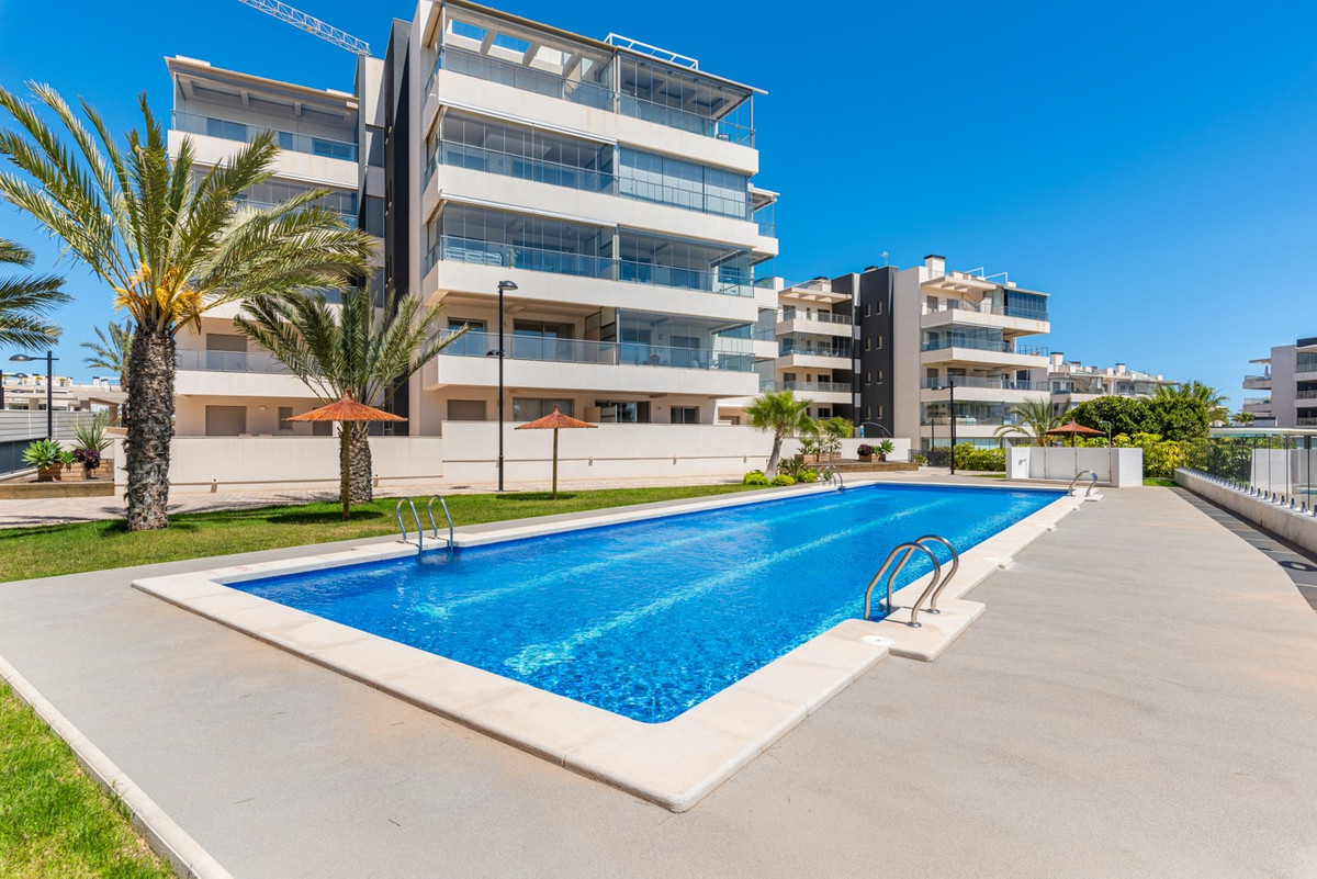 ShowFeedImage Apartment – Middle Floor Apartment in Orihuela