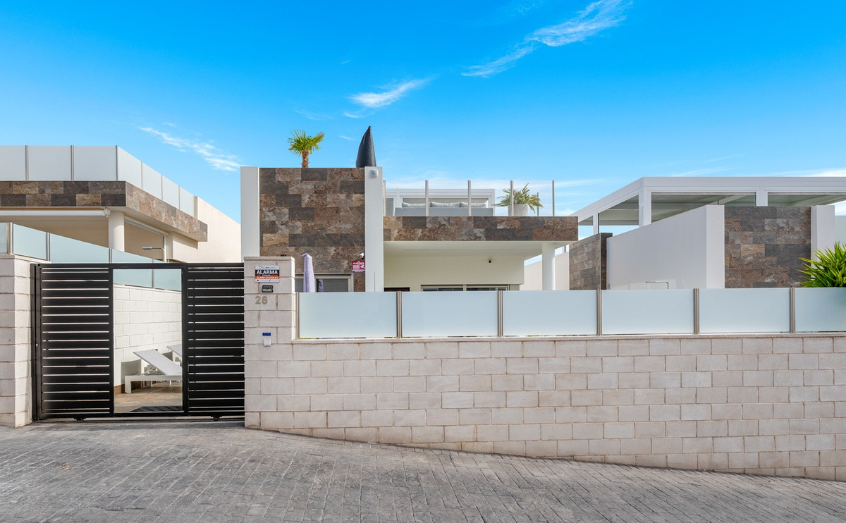 House – Detached Villa in Orihuela