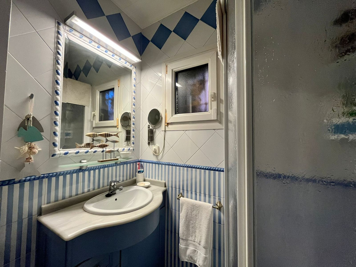 ShowFeedImage Apartment – Penthouse in Torrevieja