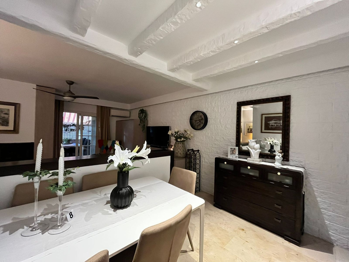 ShowFeedImage Apartment – Penthouse in Torrevieja