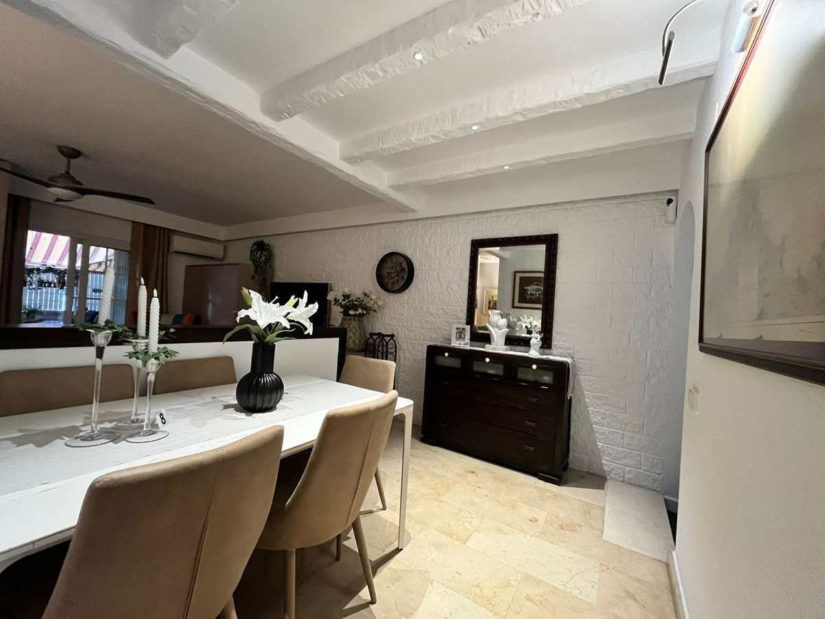 ShowFeedImage Apartment – Penthouse in Torrevieja