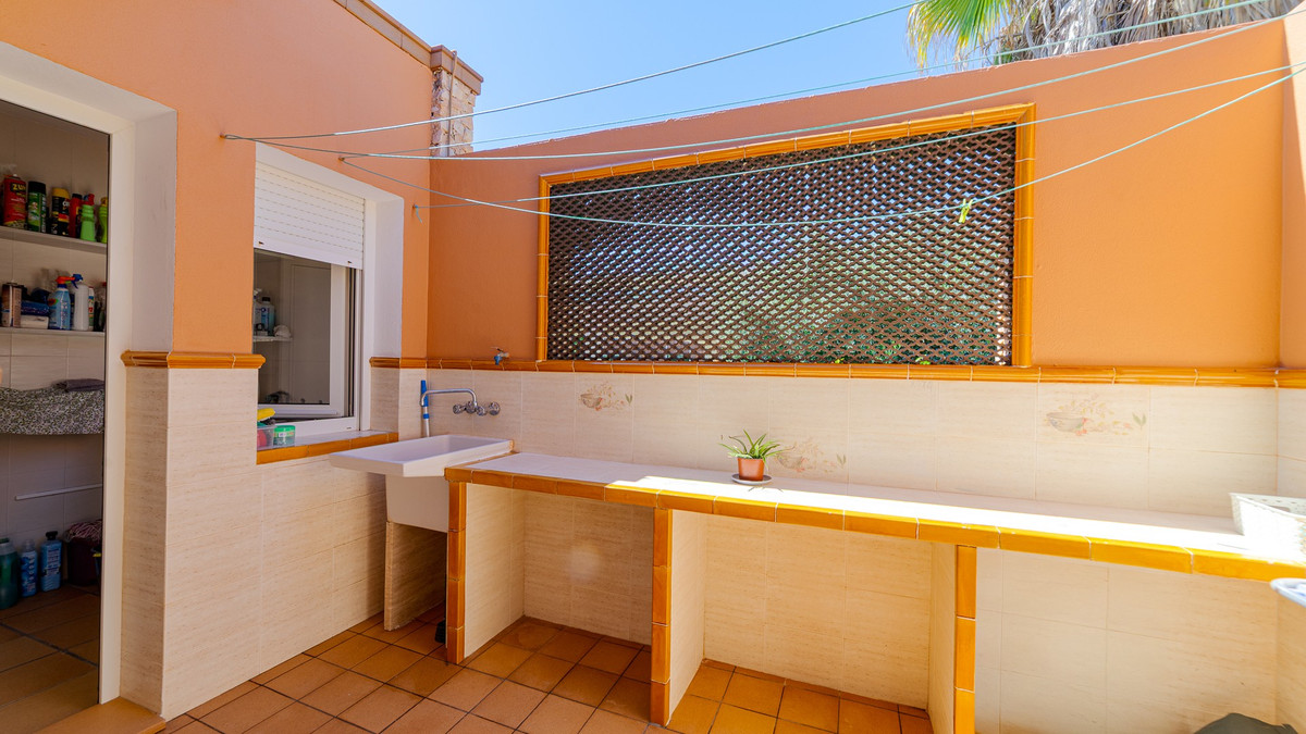 House – Detached Villa in Orihuela